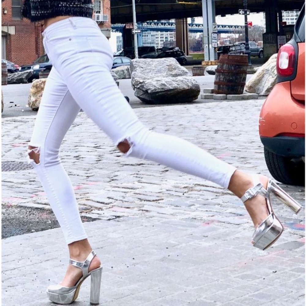 Steve Madden Stack Platform Heel Silver Strap Ope… - image 8